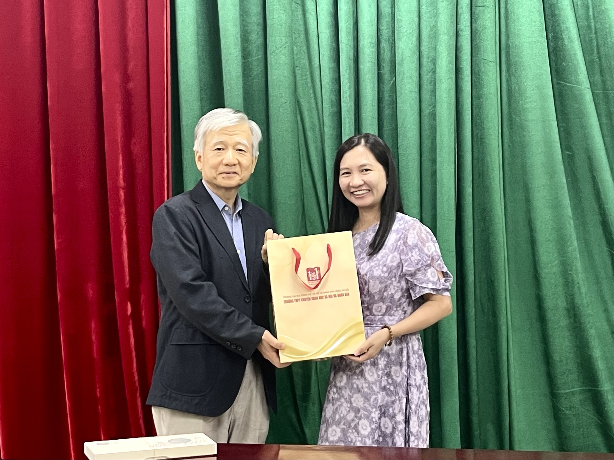 High School for Gifted Students in Social Sciences and Humanities, University of Social Sciences and Humanities – Vietnam National University, Hanoi