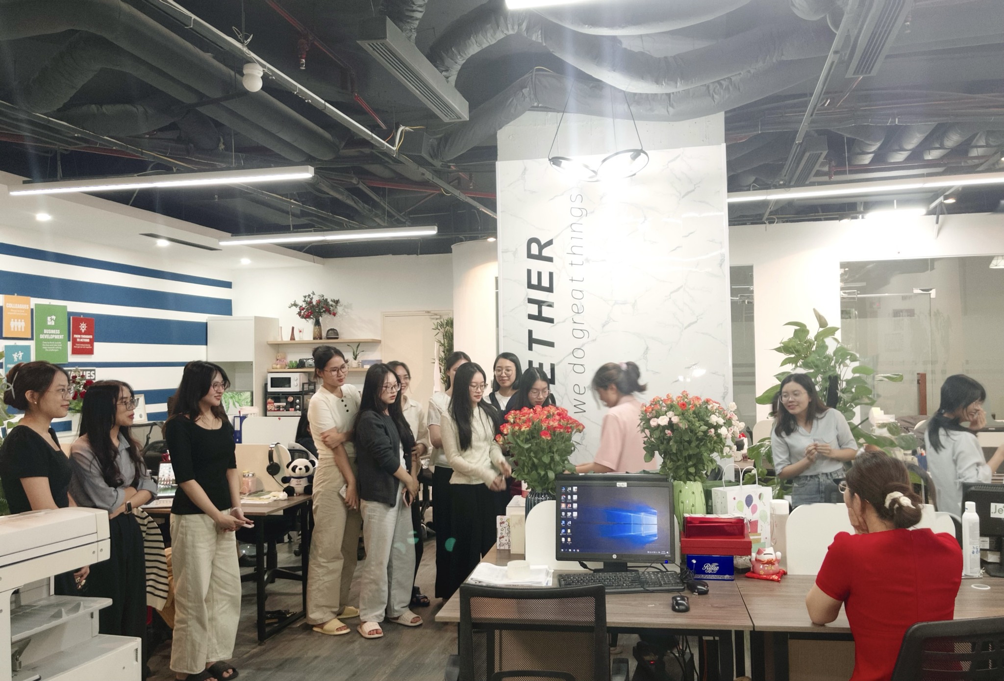 Ngày Phụ nữ Việt Nam 20/10 tại Jellyfish Việt Nam