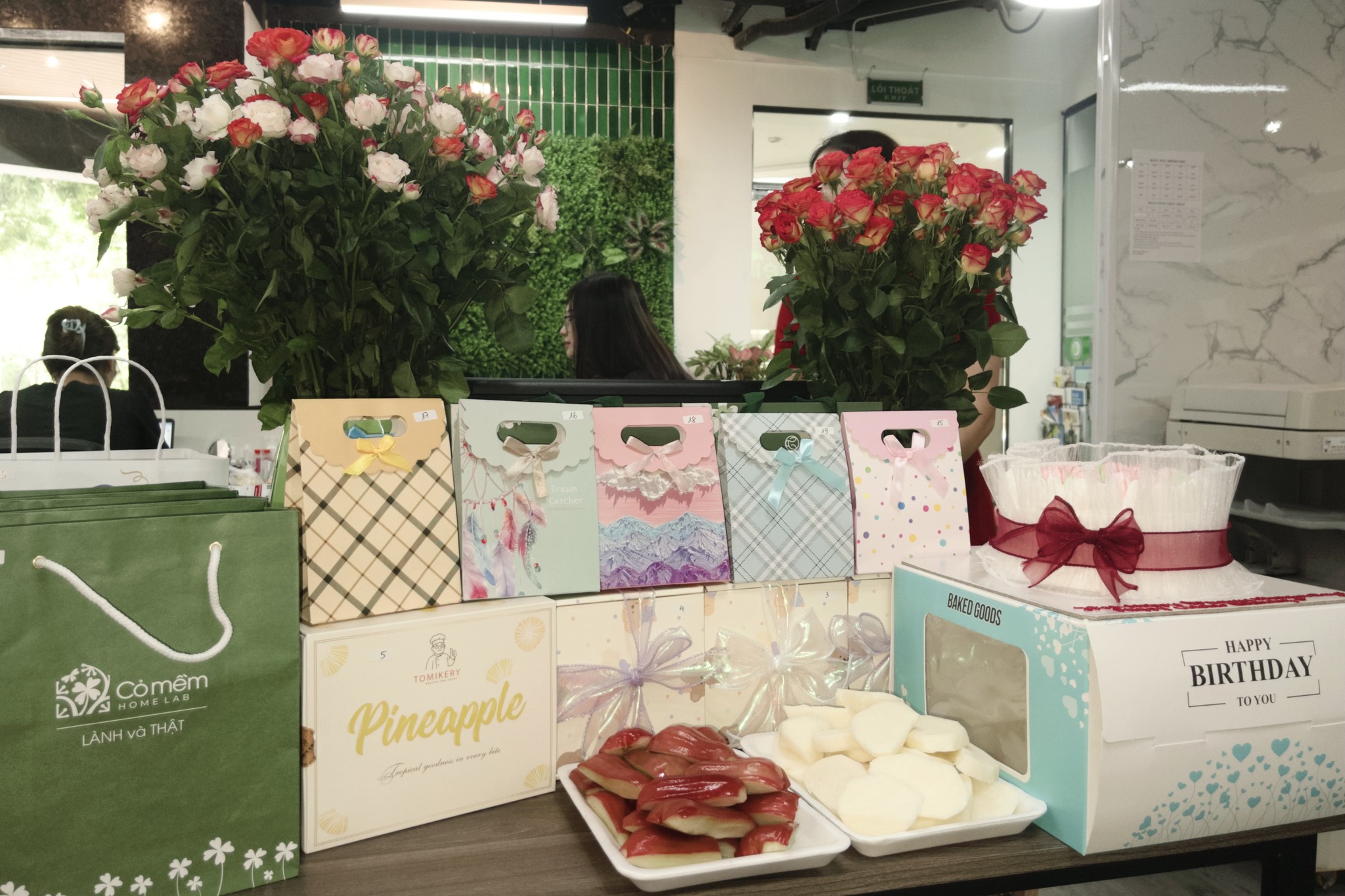 Ngày Phụ nữ Việt Nam 20/10 tại Jellyfish Việt Nam