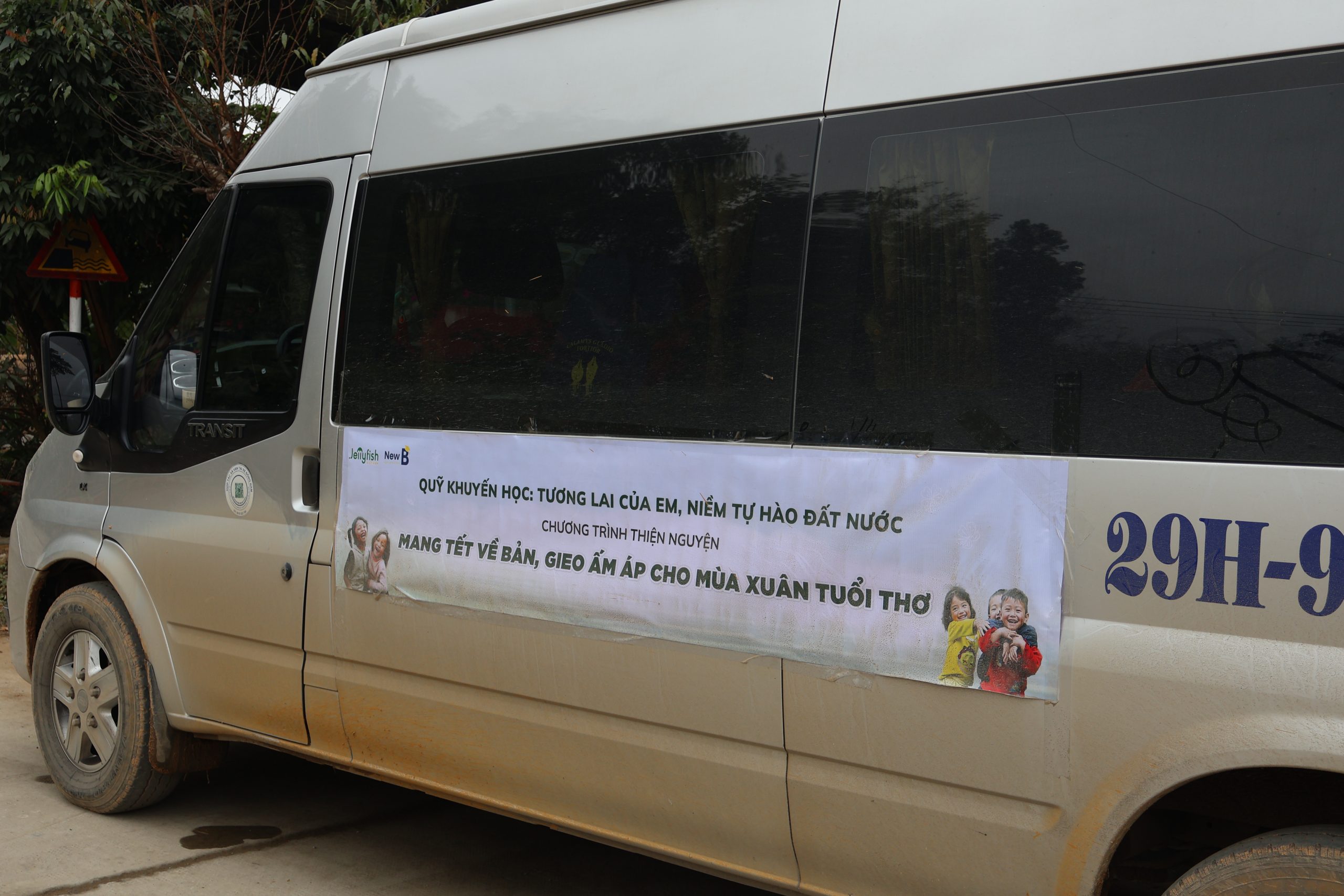 Jellyfish Việt Nam - Chương trình thiện nguyện 2026 "Mang Tết về bản cho em"